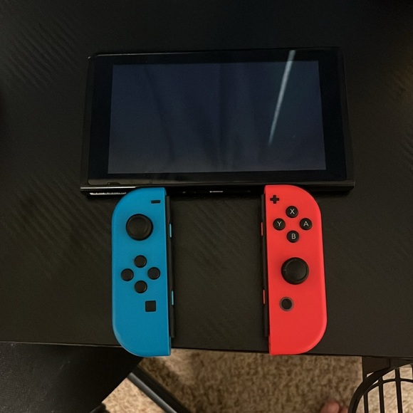 Nintendo switch - Picture 4 of 5
